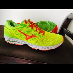 Mizuno Wave Shadow Running Shoes Size 10
